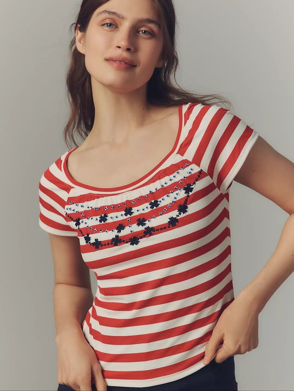 MAEVE Anthropologie Embroidered Flowers Scoop Neck Tee Floral Boho Top
